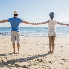 couple-enjoying-beach